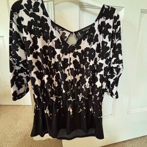 White House Black Market Blouse